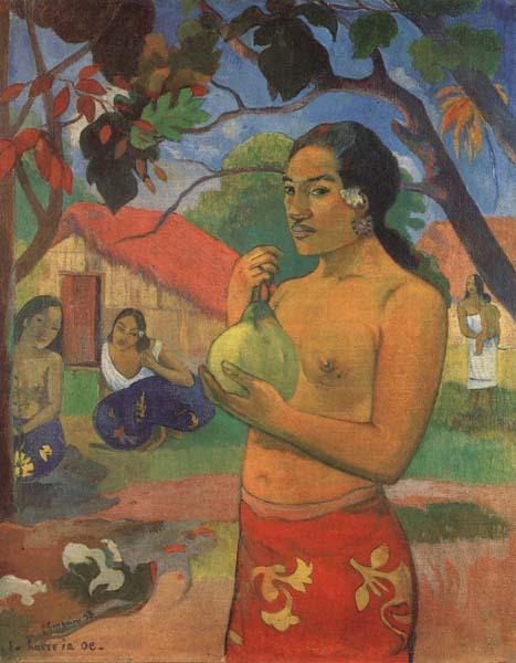  Woman Holding a Fruit
